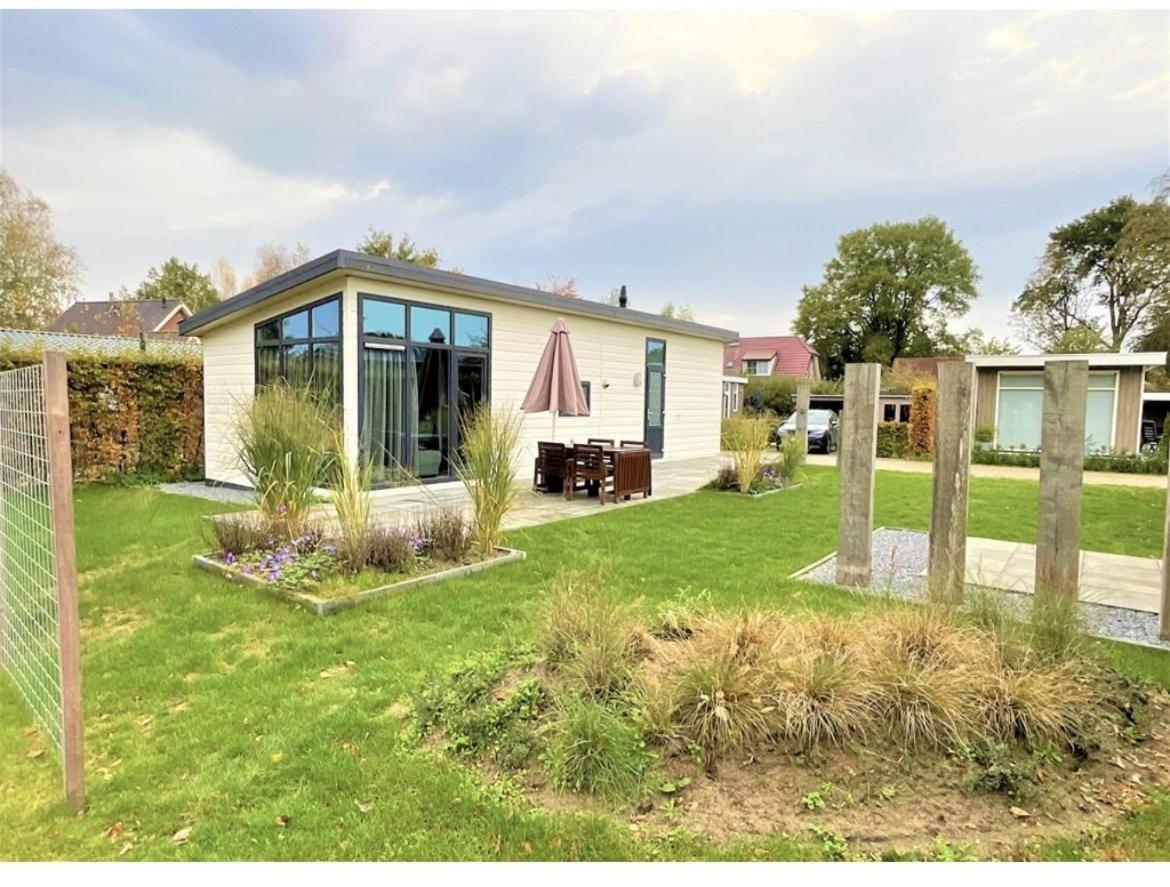 Knus Chalet Heidebloem Chalet *