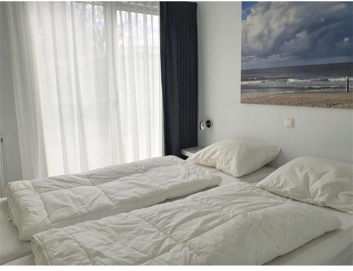 Knus Chalet Heidebloem
